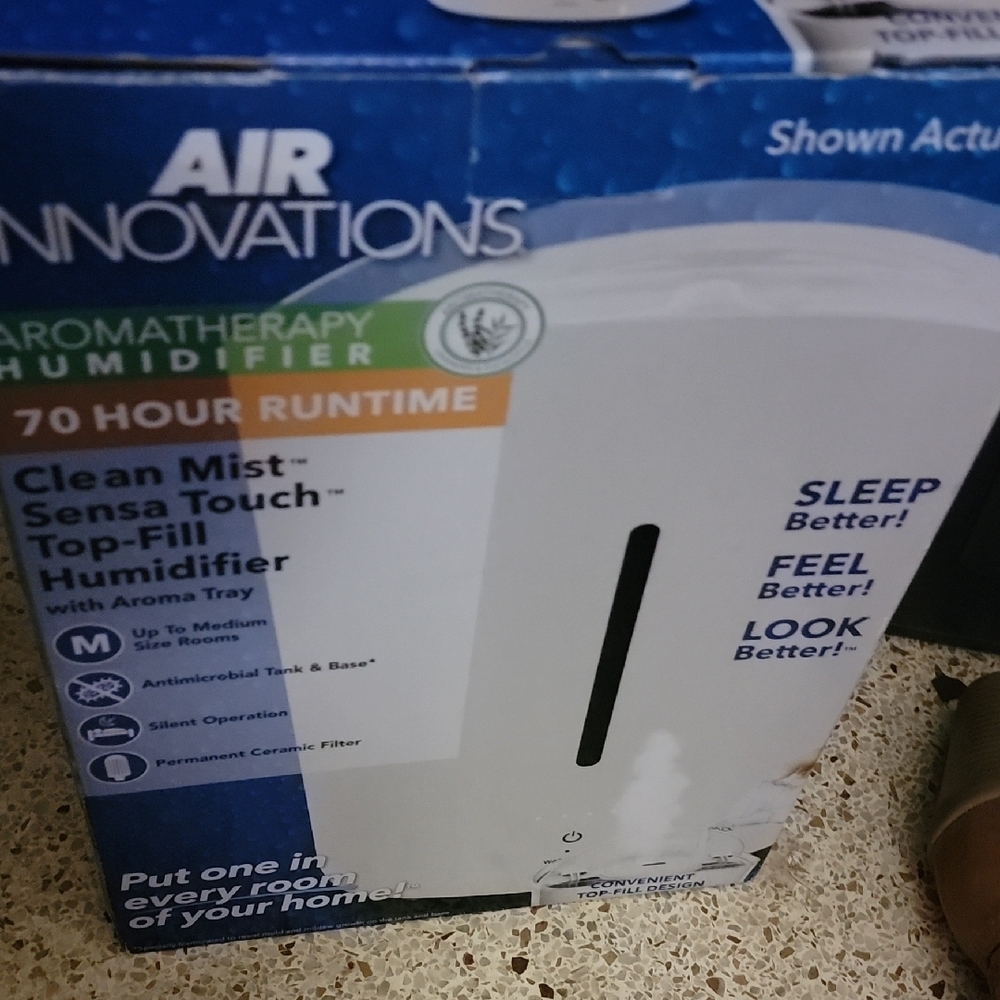 White/grey Aromatherapy Humidifier